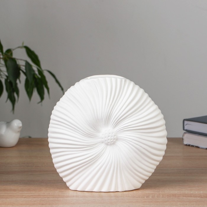 Керамическая ваза декоративная настольная «Гисберт», для цветов, сухоцветов, 19 см, белый Керамическая ваза декоративная настольная «Гисберт», для цветов, сухоцветов, 19 см, белый