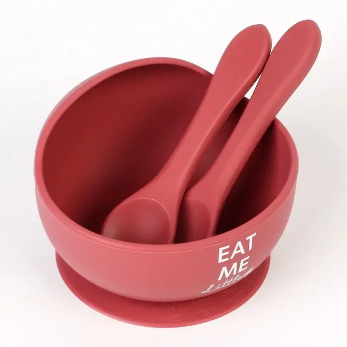 Тарелка детская на присоске и столовые приборы M&B, силикон, вишневый