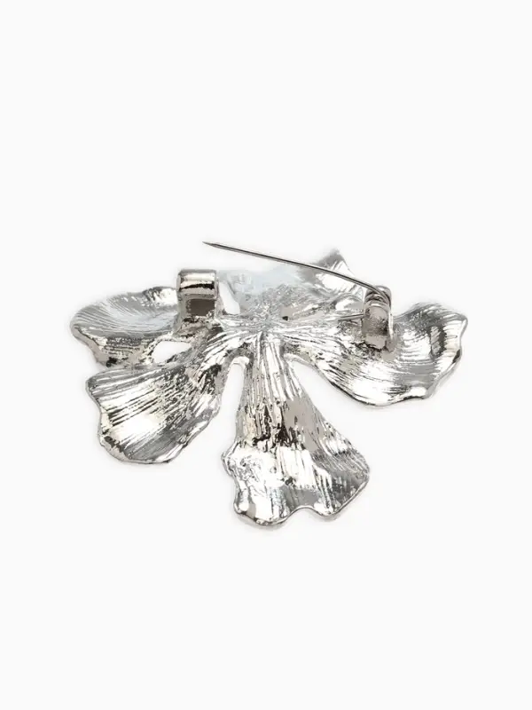 Брошь  Брошь "Цветок лилии", цвет серебро