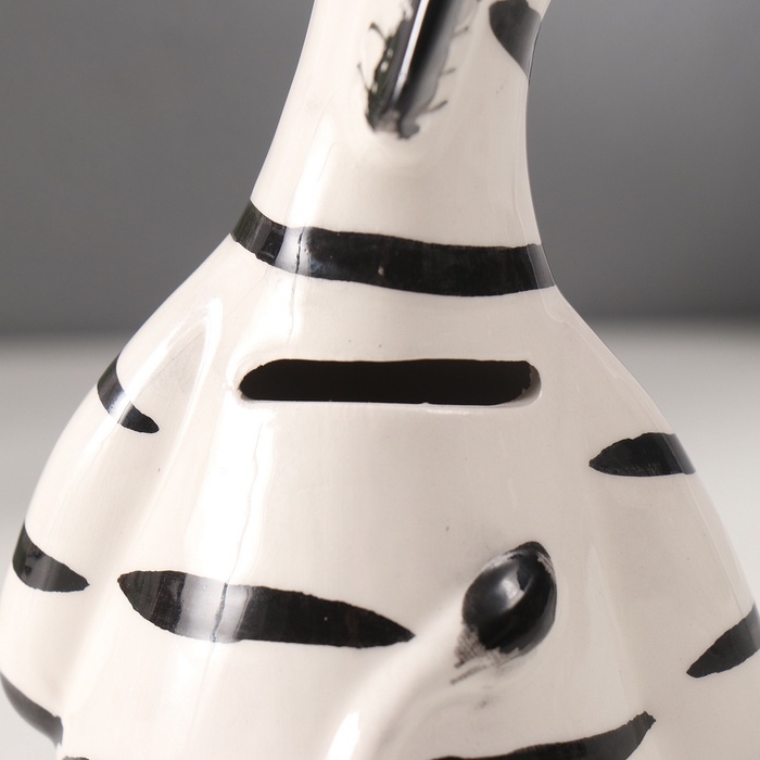 Копилка керамика Копилка керамика "Зебра-пучеглазка" 8,8х10,7х18,8 см