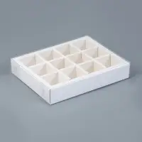 Коробка для 12 конфет, белая, с прозрачной ПВХ крышкой, 19&times;15&times;3.5 см