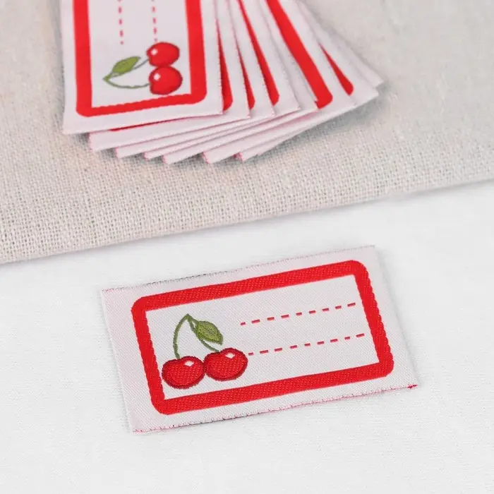 Нашивка «Вишенки», 5.5×3.2 см, 10 шт., красная