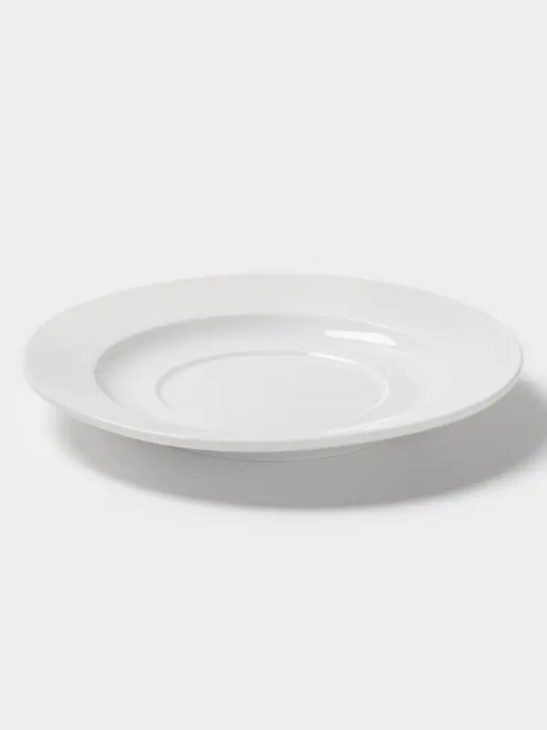 Блюдце Hanna Knövell, d=16.5 см, к бульоннице 300 мл, фарфор, белое Блюдце Hanna Knövell, d=16.5 см, к бульоннице 300 мл, фарфор, белое