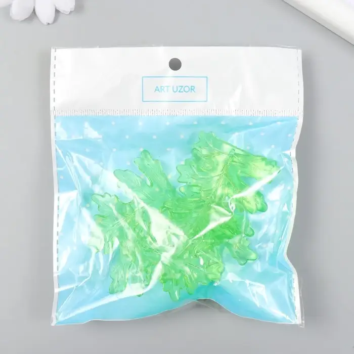 Декор для творчества пластик "Листья" прозрачный зелёный набор 20 гр 0,4х4х5,2 см