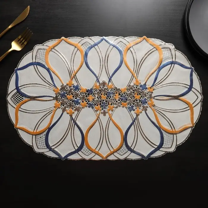 Салфетка сервировочная на стол «Цветок», ажурная, 45×30 см, цвет белый