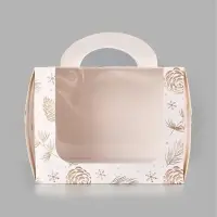 Коробка под бенто-торт с окном &laquo;Золотой Новый год&raquo;, 16 х 16 х 12,5 см