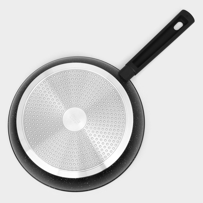 Сковорода Доляна «Первый дом», d=28 см, антипригарное покрытие, индукция, цвет чёрный