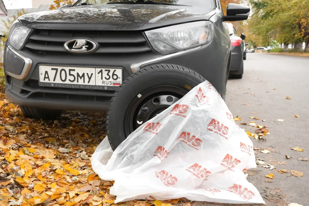 Мешки для колес R22 AVS MK-1223 повыш.прочн., 4 шт в пакете, 25 мкм 115х115 см