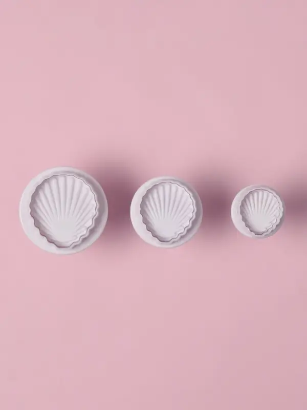 Плунжеры кондитерские Доляна &laquo;Морские ракушки&raquo;, набор 3 шт., d=2.8/3.6/4.5 см, h=5 см, пластик, белые
