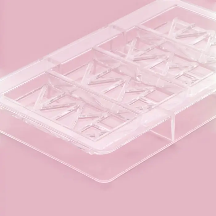 Форма для шоколада &laquo;Лайни&raquo;, 20&times;12&times;2.5 см, 4 ячейки 8.5&times;4.2&times;1 см, пластик, прозрачная