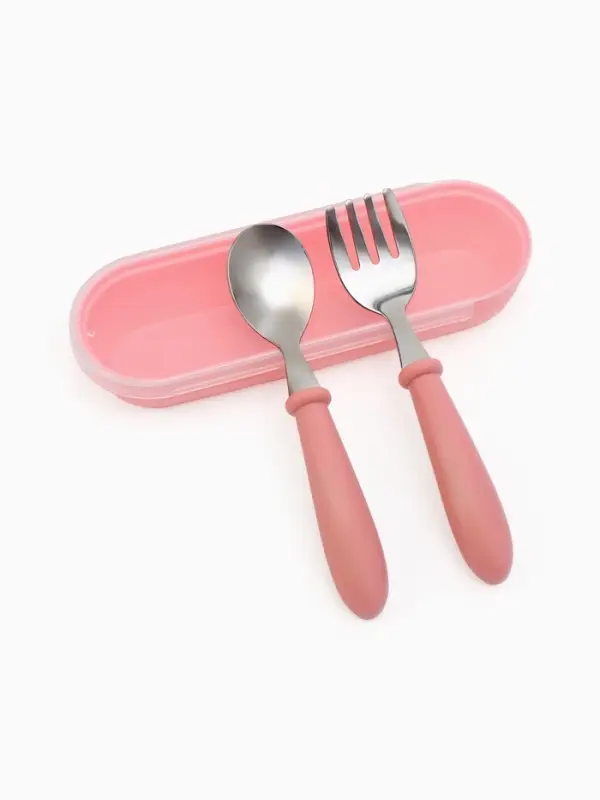 Набор детских столовых приборов в футляре: вилка, ложка Крошка Я розовый Набор детских столовых приборов в футляре: вилка, ложка Крошка Я розовый