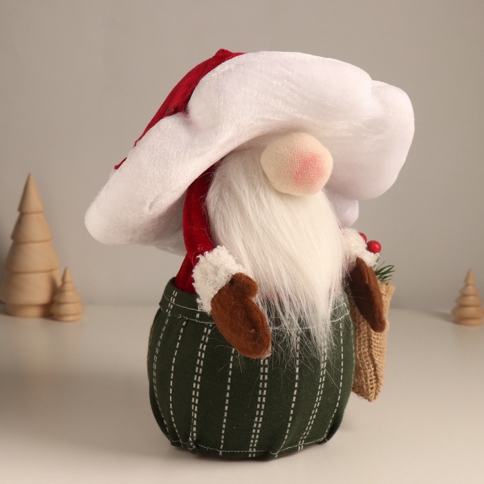 Декор Декор "Дедушка-мухомор с еловыми ветками в мешке" 22х21х26 см