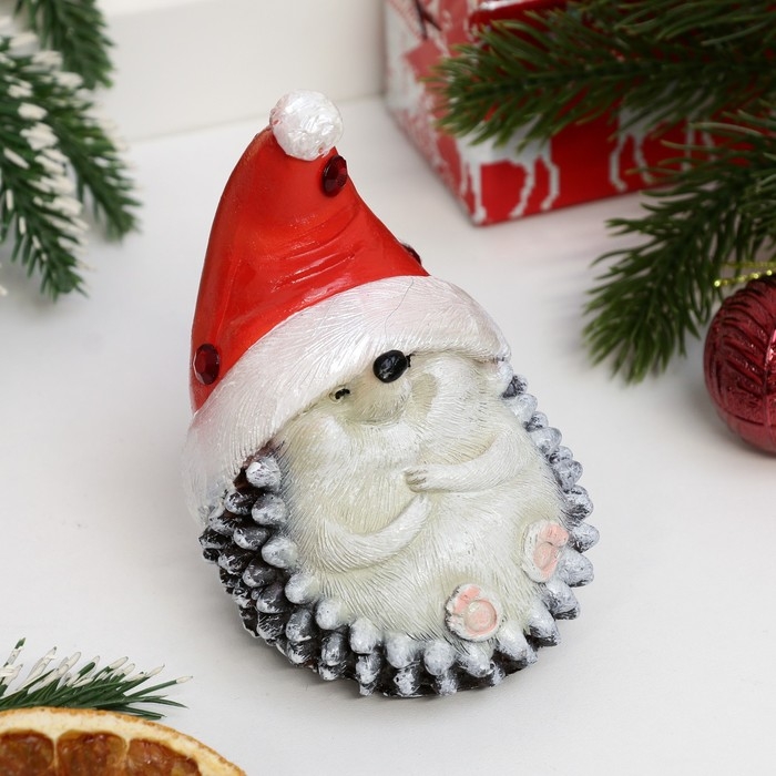 Фигура  Фигура "Ежик новогодний" 11х8х9см