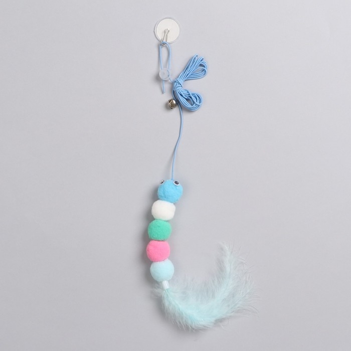 Дразнилка для кошек на креплении с бубенчиком  Дразнилка для кошек на креплении с бубенчиком "Гусеница с перьями", микс цветов