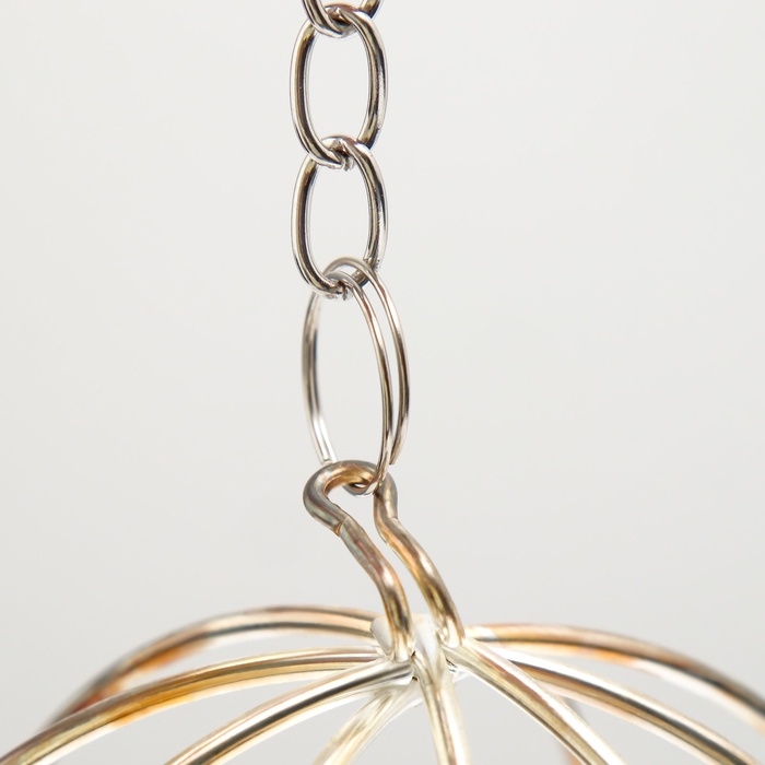 Кормушка для сена металлическая сфера, 8 х 8 х 15 см Кормушка для сена металлическая сфера, 8 х 8 х 15 см