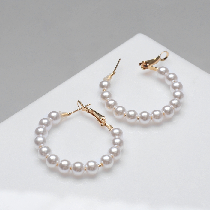 Серьги-кольца «Нежность жемчуга» кольца малые, цвет белый в золоте, d=3,5 см Серьги-кольца «Нежность жемчуга» кольца малые, цвет белый в золоте, d=3,5 см