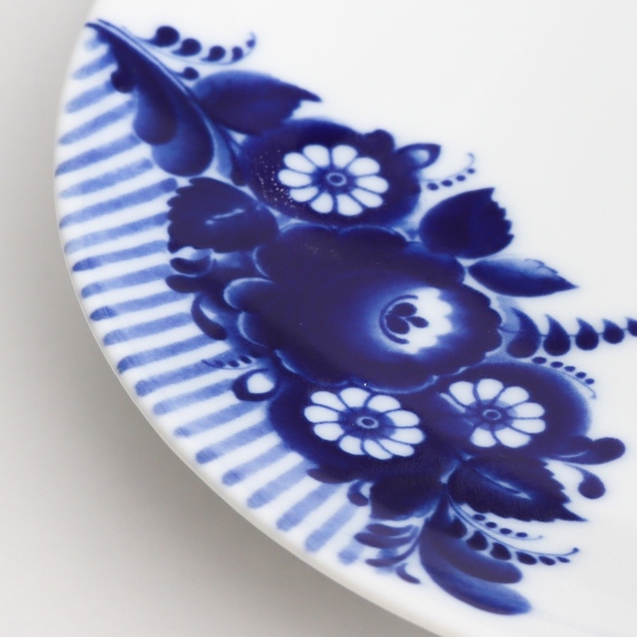 Тарелка Тарелка "Романс букет", д-200мм, нео гжель