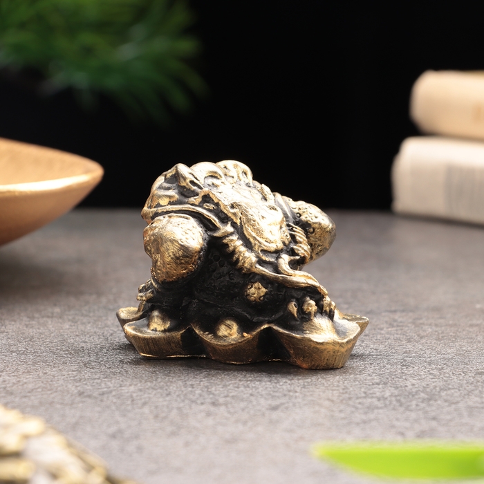 Сувенир Сувенир "Жаба денежная" большая, гипсобетон, 3,5х5х5,6см, набор 2 шт, 4х5,5 см