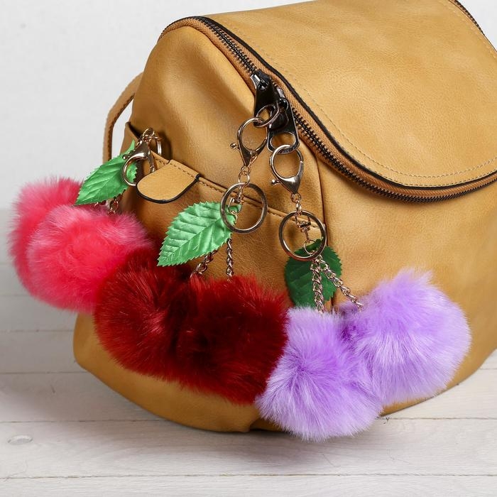 Пушистик на кольце Пушистик на кольце "Ягодки" МИКС 7х7х7 см