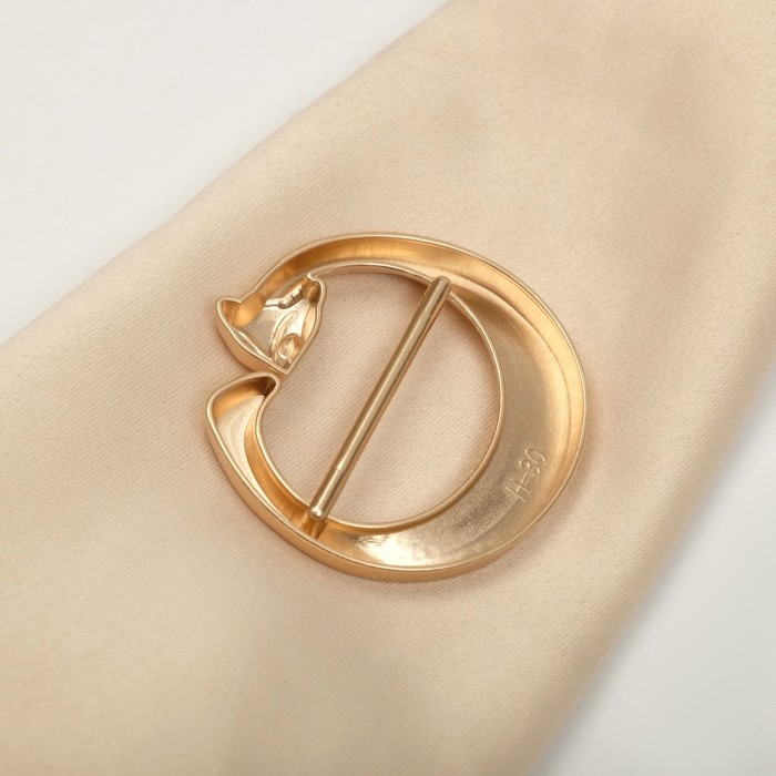 Пряжка для платка «Лисичка» с хвостиком, цвет матовое золото