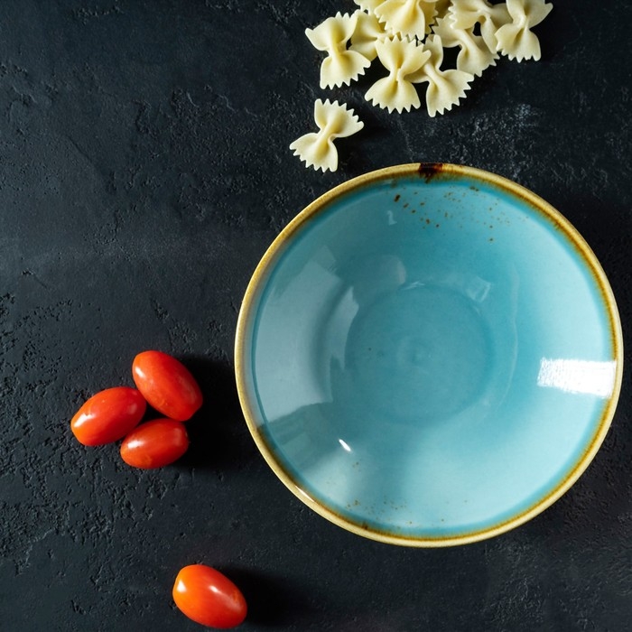 Салатник фарфоровый Magistro «Церера», 400 мл, d=16,5 см, цвет голубой Салатник фарфоровый Magistro «Церера», 400 мл, d=16,5 см, цвет голубой