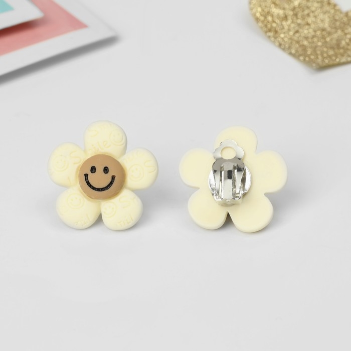 Клипсы детские «Выбражулька» цветок смайл, цвет бежево-коричневый Клипсы детские «Выбражулька» цветок смайл, цвет бежево-коричневый