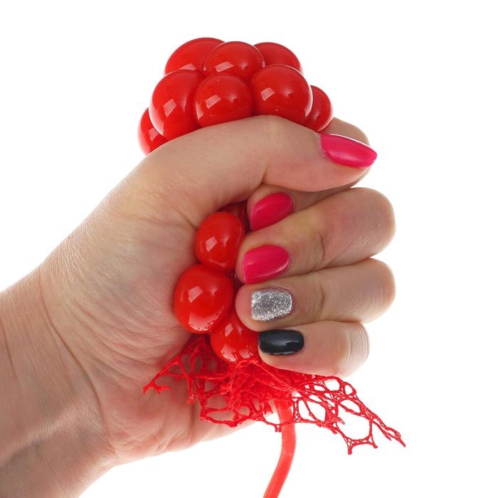 Мялка в сетке, с хвостиком, цвета МИКС Мялка в сетке, с хвостиком, цвета МИКС