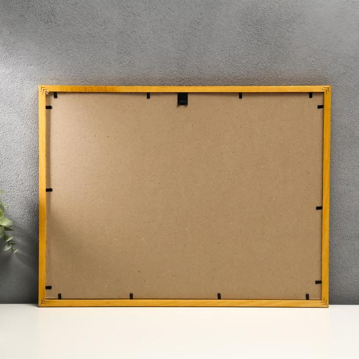 Фоторамка дерево 30х40 см, сосна (пластиковый экран) Фоторамка дерево 30х40 см, сосна (пластиковый экран)