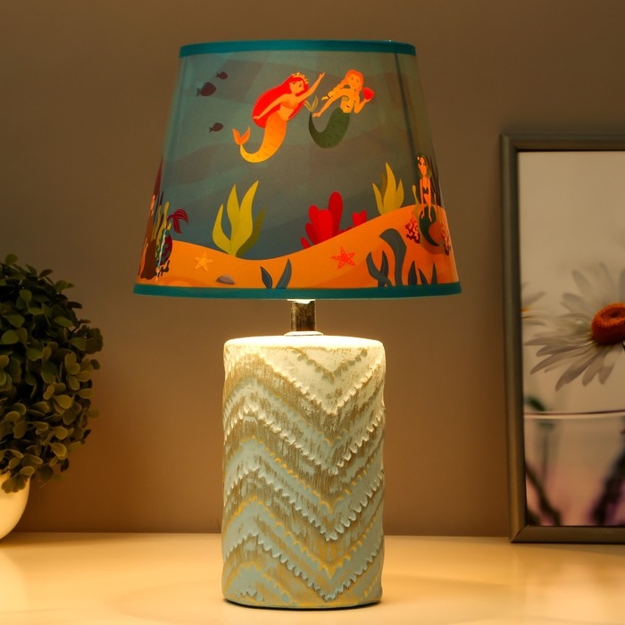 Настольная лампа  Настольная лампа "Русалки" Е14 15Вт 20х20х34 см RISALUX