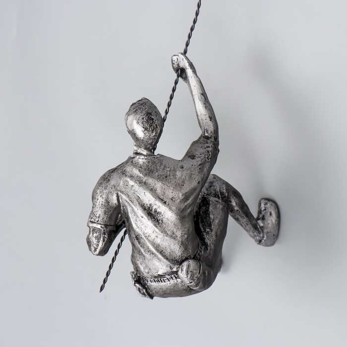 Сувенир полистоун  Сувенир полистоун "Покорение вершины" левый, чернённое серебро 18х8 см