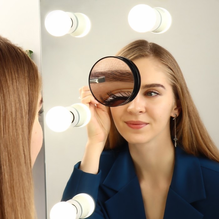 Зеркало макияжное, увеличение × 10, на присосках, d = 9 см, цвет чёрный Зеркало макияжное, увеличение × 10, на присосках, d = 9 см, цвет чёрный