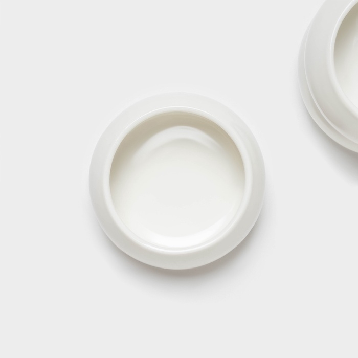 Набор соусников Magistro OliveQueen, 110 мл, 9×4 см, фарфор, 3 шт, белый Набор соусников Magistro OliveQueen, 110 мл, 9×4 см, фарфор, 3 шт, белый