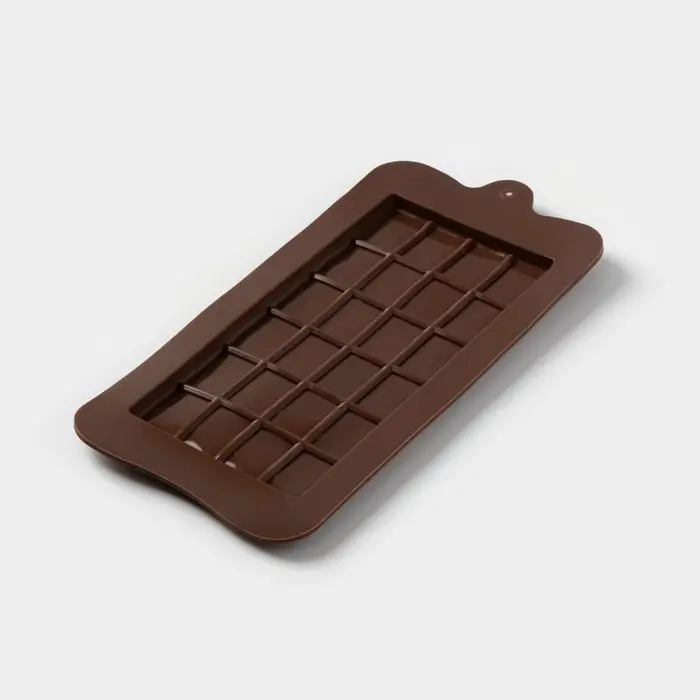 Форма для шоколада Доляна &laquo;Плитка&raquo;, силикон, 22.5&times;10.5&times;0.9 см, 24 ячейки (2&times;2.5 см), коричневая