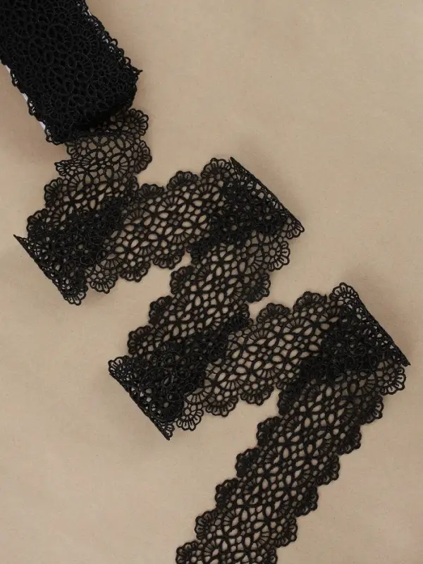 Кружево гипюровое, 65 мм, 6.8&plusmn;0.5 м, цвет чёрный
