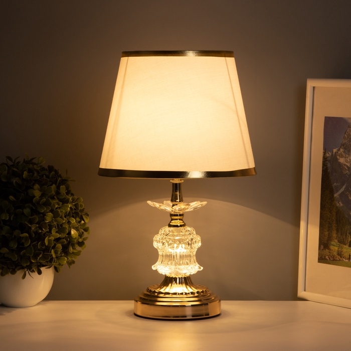 Лампа настольная Лампа настольная "Стилизация" 1х40Вт Е27+подсветка LED 5Вт золото 21х21х36см