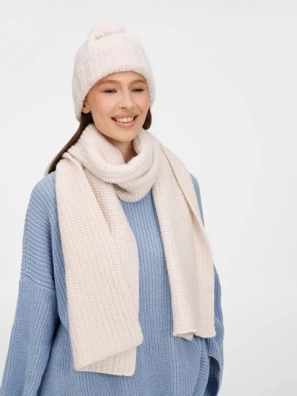 Шарф Frissonelle, жемчужно-белый Шарф Frissonelle, жемчужно-белый