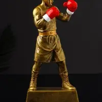 Кубок наградной с фигуркой &laquo;Бокс: лучший боец&raquo;, 18&times;8&times;3.5 см