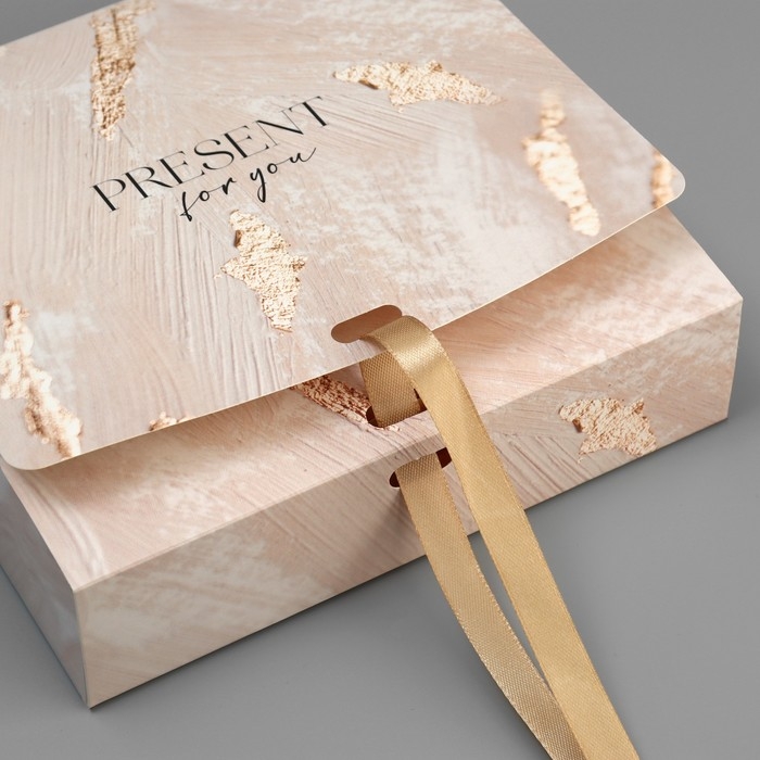 Коробка подарочная складная, упаковка, «Present», 20 х 18 х 5 см Коробка подарочная складная, упаковка, «Present», 20 х 18 х 5 см