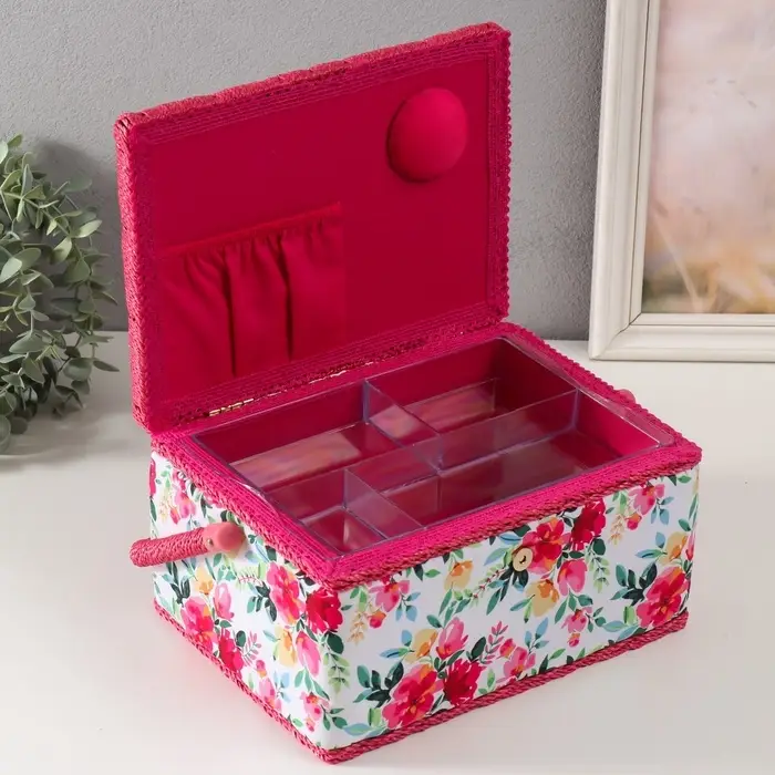 Шкатулка для рукоделия и шитья &laquo;Акварельные цветы&raquo;, хранение ниток, иголок, мелочи, 19&times;26&times;14.5 см