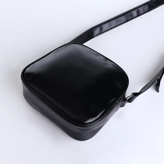 Сумка женская кросс-боди на молнии, 19&times;7&times;18 см, чёрная