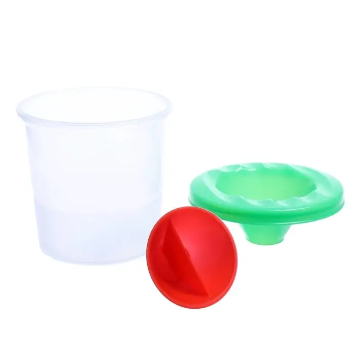 Стакан - непроливайка для рисования Calligrata, 210 мл, с заглушкой, зелёный