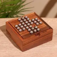 Игра настольная 2 в 1, крестики-нолики, солитёр, 11.5&times;11.5&times;5 см, дерево шишам