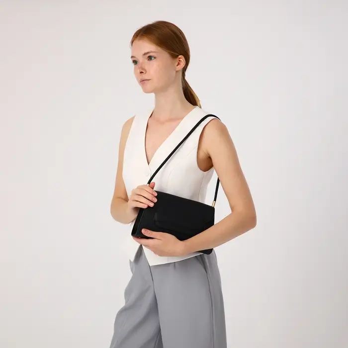 Сумка женская мессенджер без застёжки, 26&times;7&times;15 см, чёрная