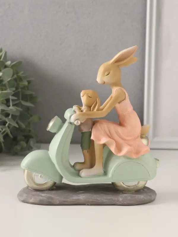 Фигурка полистоун &laquo;Зайки. Мама с сыном на мопеде&raquo;, 16&times;6&times;17.5 см