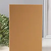 Подставка под благовония полистоун "Маленький послушник и лист" беж с патиной 18х10х10,5 см    10964