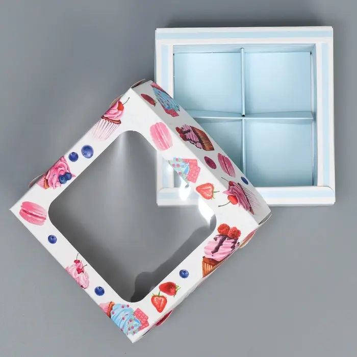 Коробка для конфет, кондитерская упаковка, 4 ячейки, «Для тебя», 10.5 х 10.5 х 3.5 см