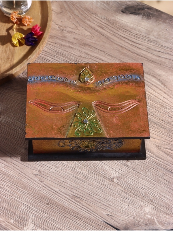 Шкатулка резная МДФ, 15х19х7,5 см Шкатулка резная МДФ, 15х19х7,5 см