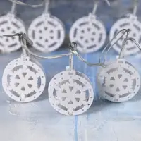 Гирлянда &laquo;Нить&raquo; 2 м с насадками &laquo;Снежинка&raquo;, IP20, прозрачная нить, 10 LED, батарейки AAх2 (нет в комплекте), свечение тёплое белое