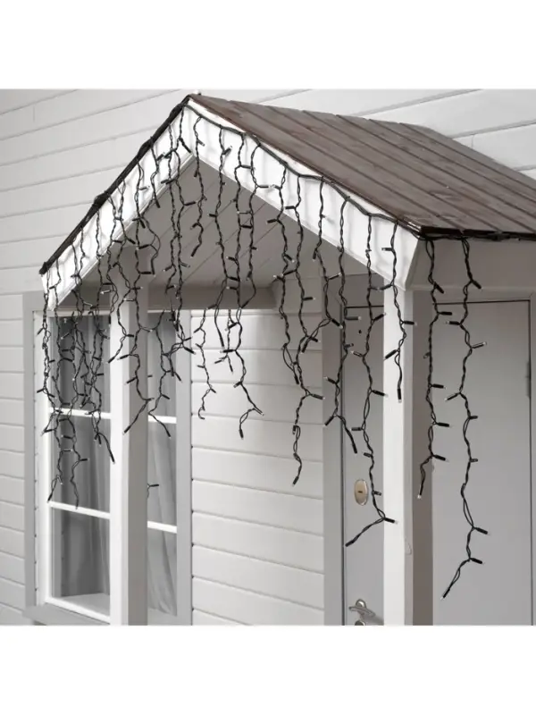 Гирлянда &laquo;Бахрома&raquo; 3&times;0.9 м, IP65, УМС, тёмная нить каучук, 144 LED, свечение тёплое белое, 220 В