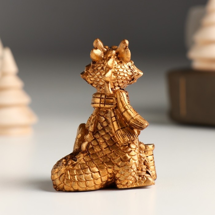 Фигурка полистоун «Бронзовый дракон в шарфике с монетами», 4.8×4.3×6 см, МИКС